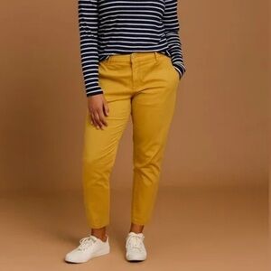 NWT Old Navy Mustard Yellow Chino Pants